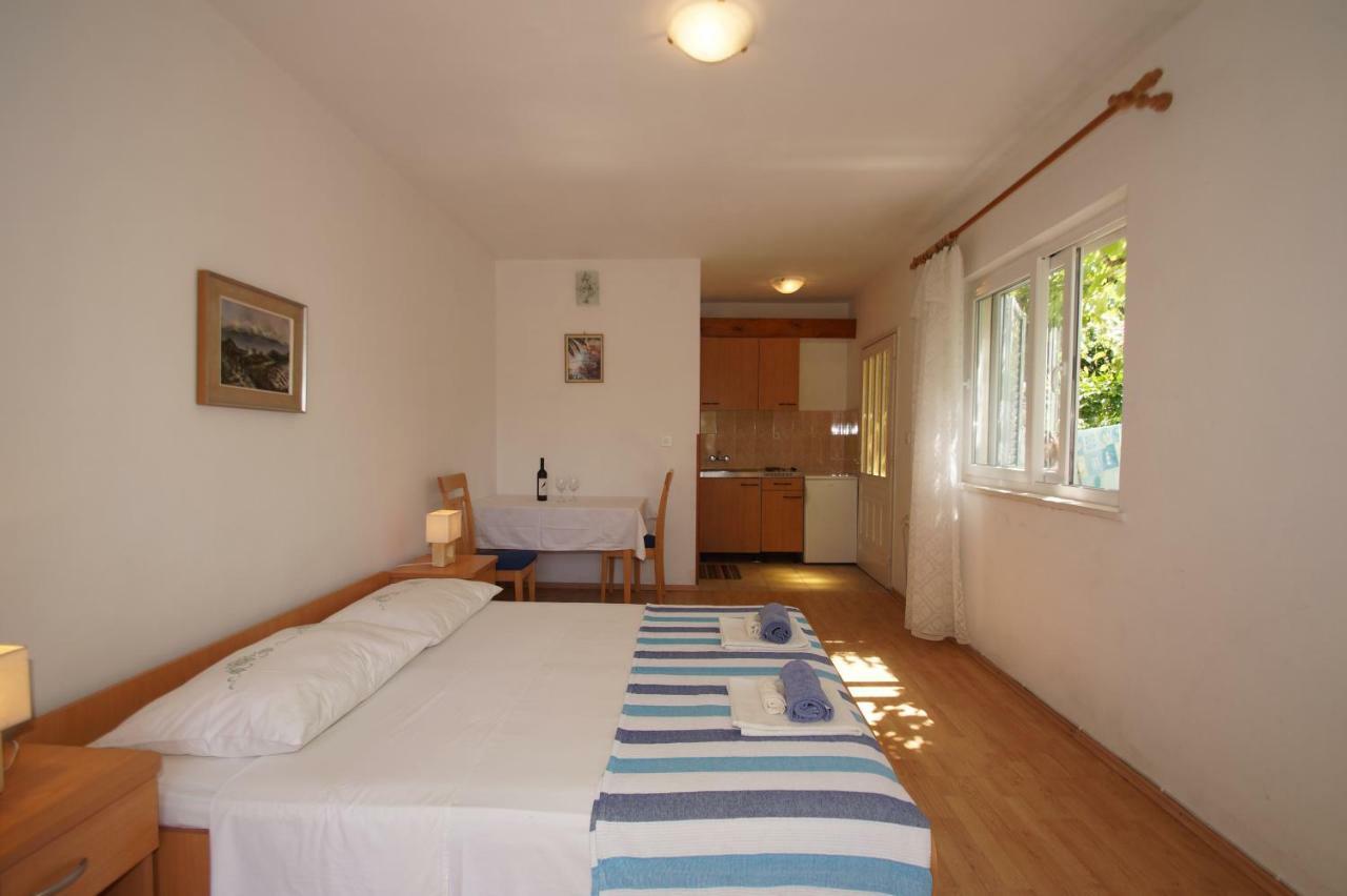 Vita Apartments Zrnovo Екстериор снимка