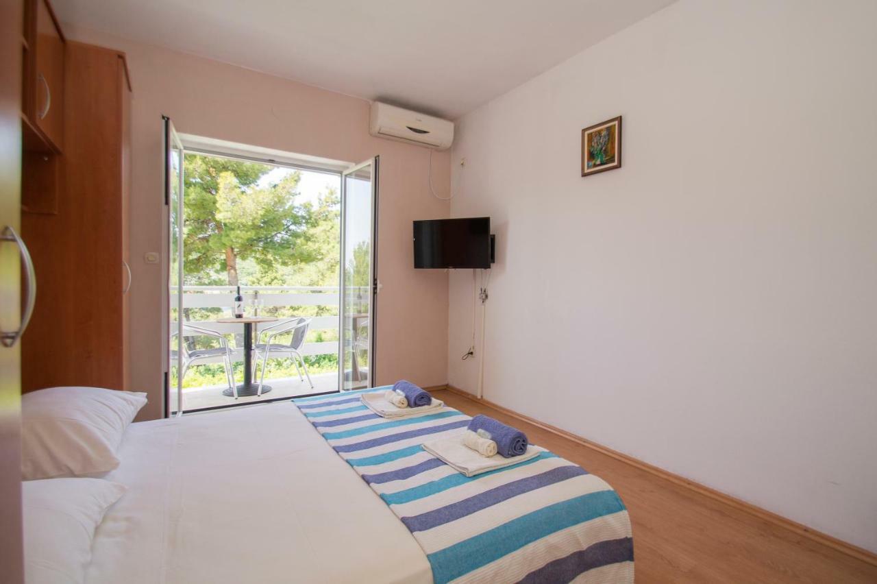 Vita Apartments Zrnovo Екстериор снимка