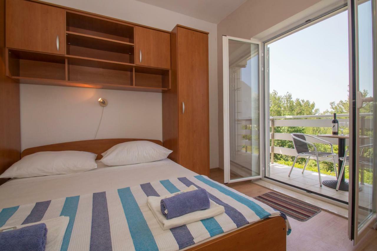 Vita Apartments Zrnovo Екстериор снимка