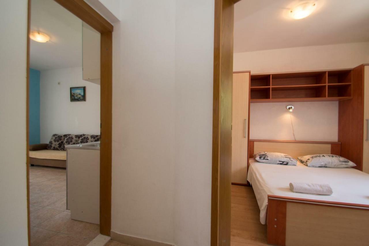 Vita Apartments Zrnovo Екстериор снимка
