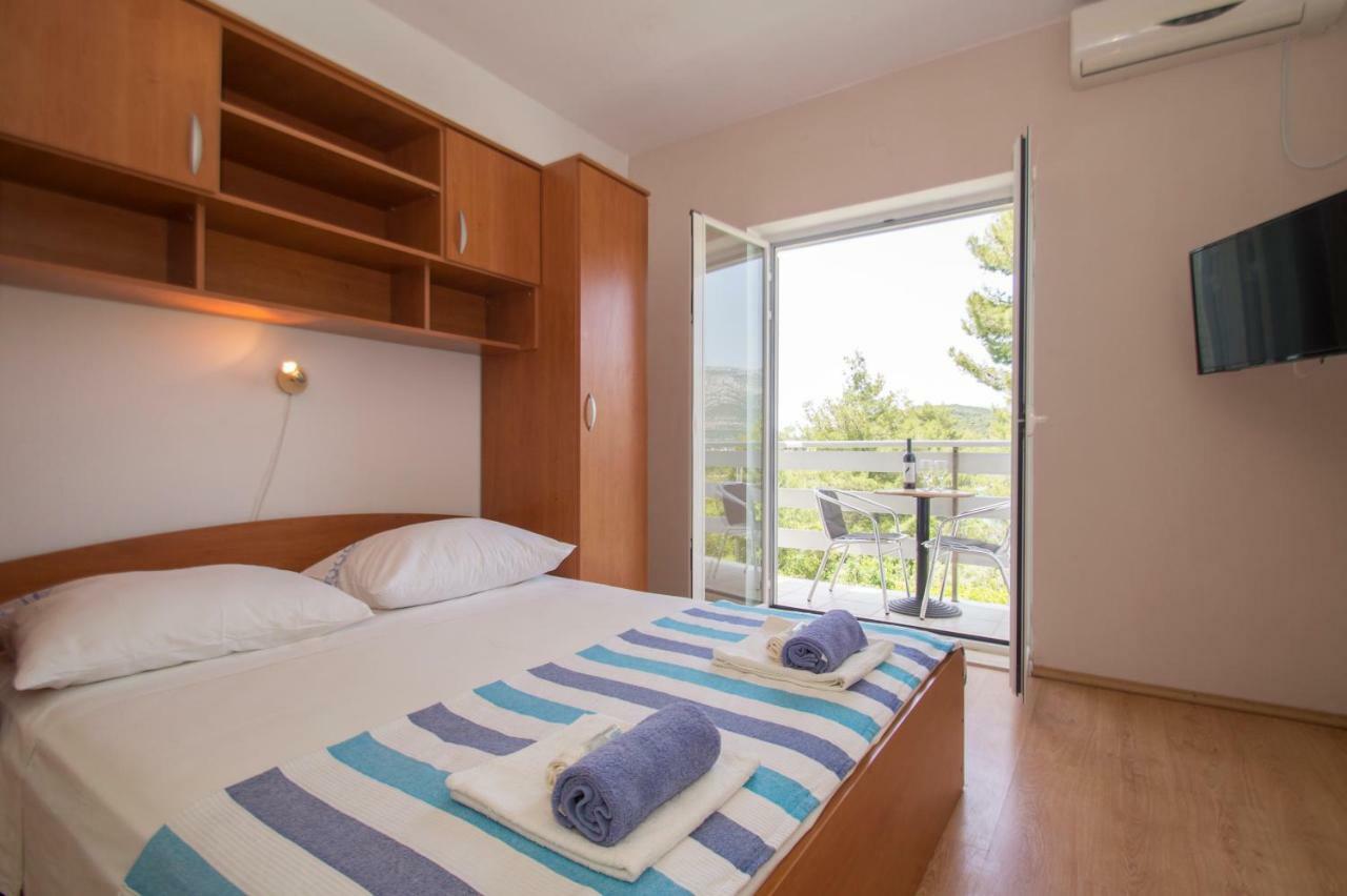 Vita Apartments Zrnovo Екстериор снимка