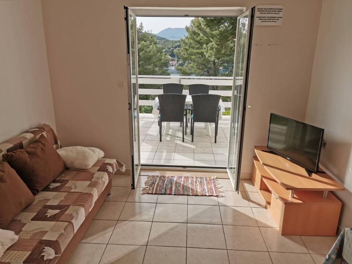 Vita Apartments Zrnovo Екстериор снимка