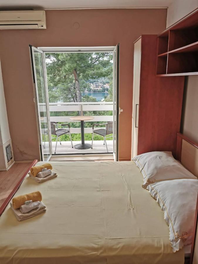 Vita Apartments Zrnovo Екстериор снимка